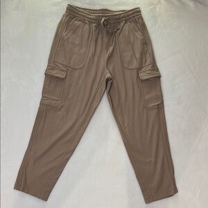 Athleta Farallon Cargo Crop